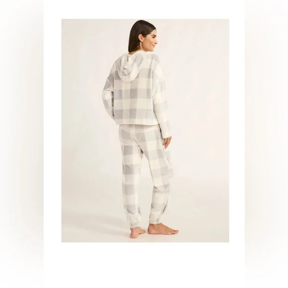 Women's Plaid Pajama Set - Gray and White - Picture 3 of 6